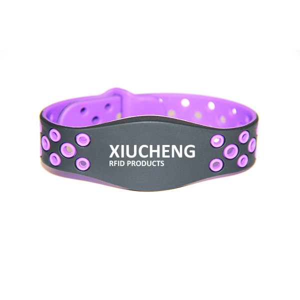 C17 Dual Colors Wristbands